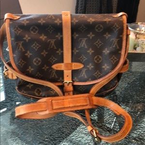 Authentic LV Saumur 30.